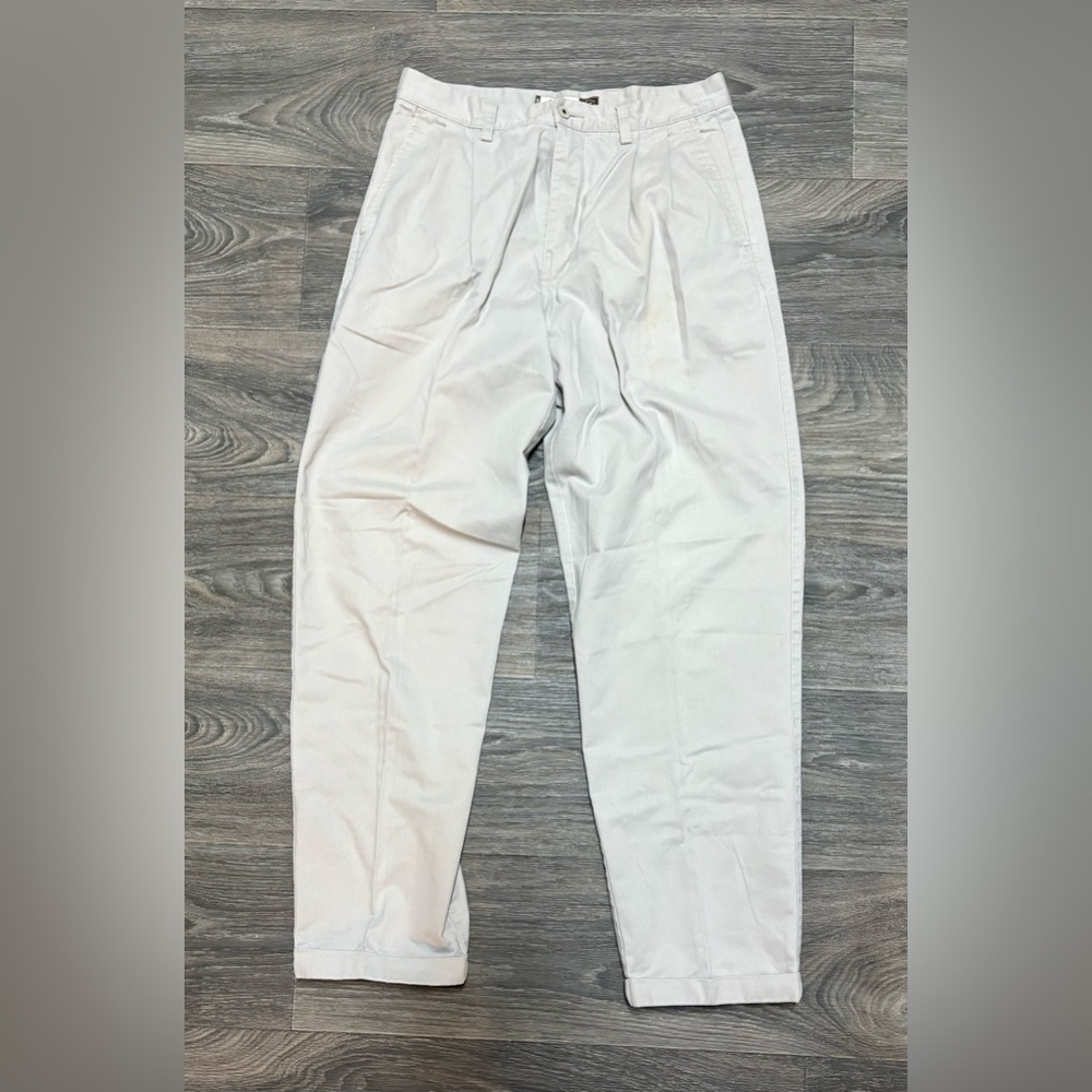 Classic Cuffed Khakis 32 Waist